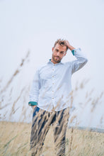 The Oxford Shirt • White