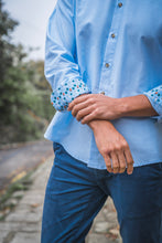 The Oxford Shirt • Light Blue